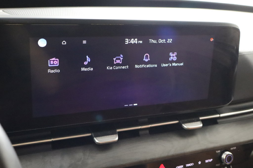 Used 2024 Kia Carnival SX FWD image 32