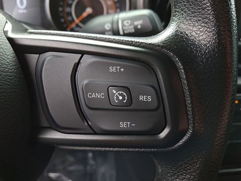 Used 2022 Jeep Wrangler Unlimited Sport image 19