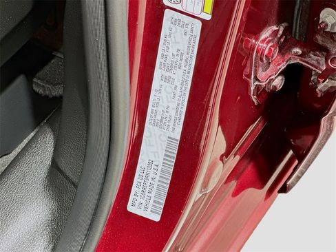 Used 2024 RAM 1500 Lone Star image 32