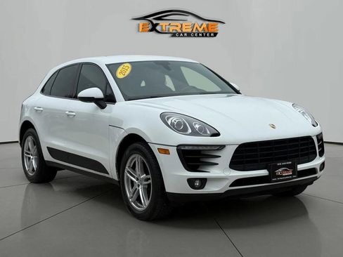 Used 2015 Porsche Macan S image 8