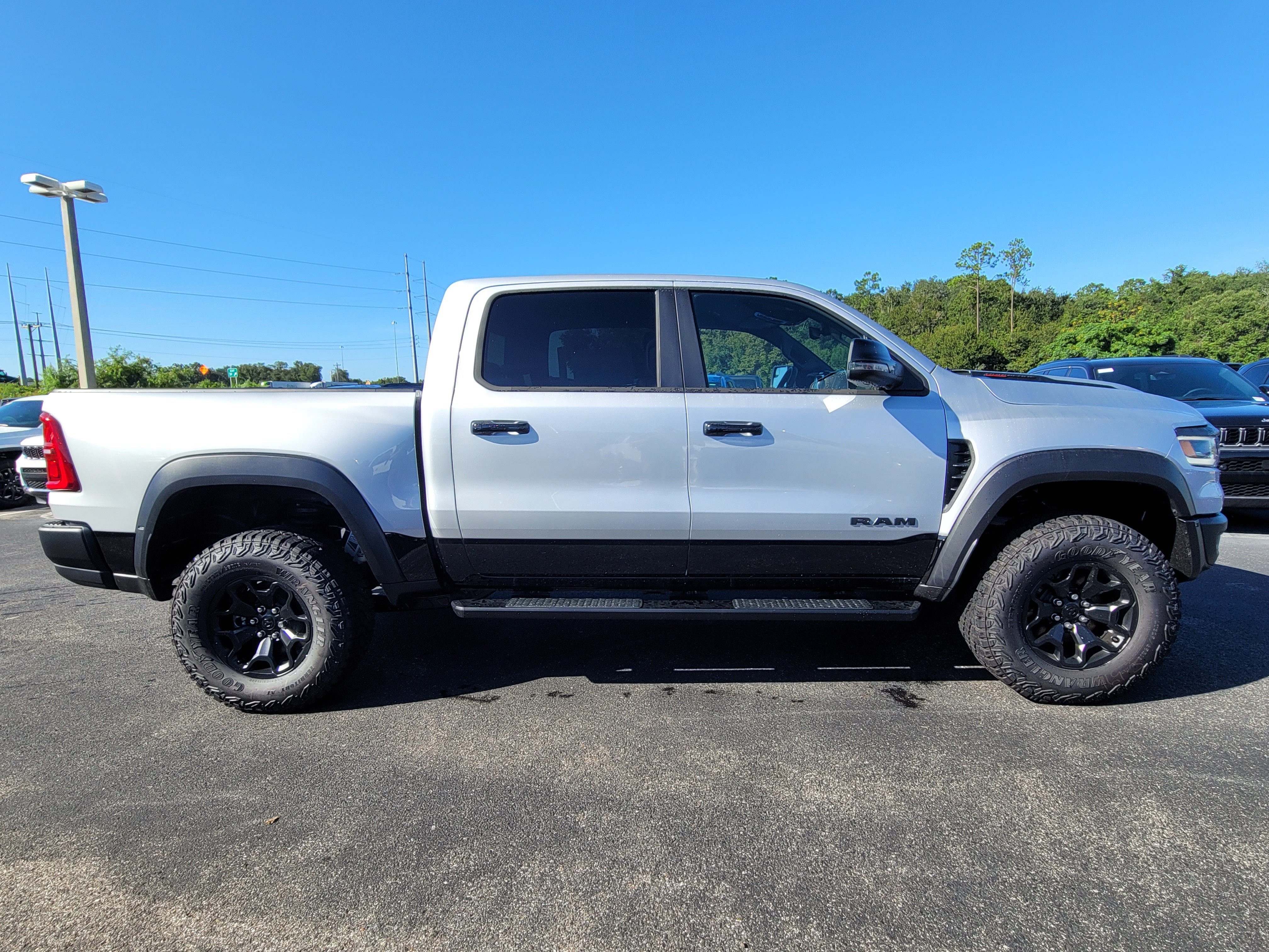 New 2026 RAM 1500 RHO AWD/4WD image 5