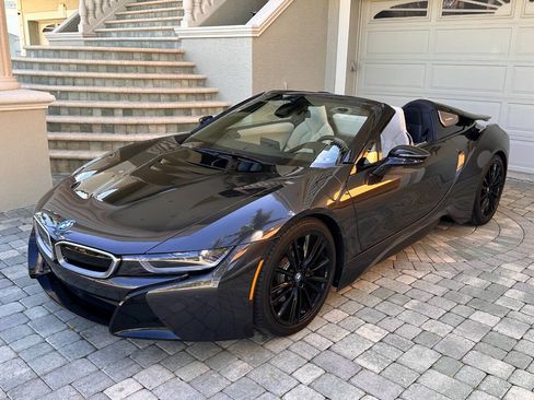 Used 2019 BMW i8 Roadster AWD/4WD image 31