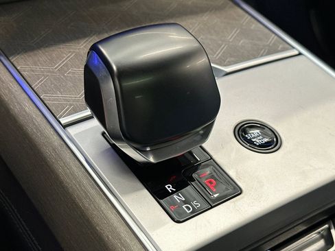 New 2026 Land Rover Range Rover SV image 23