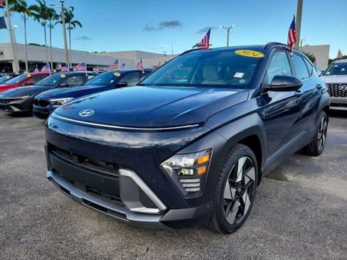Used 2024 Hyundai Kona Limited FWD image 7