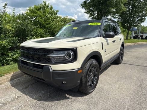 Used 2025 Ford Bronco Sport Big Bend w/ Convenience Package AWD/4WD image 4