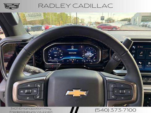 Used 2024 Chevrolet Silverado 2500 High Country w/ High Country Premium Package AWD/4WD image 5