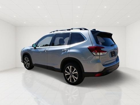 Used 2024 Subaru Forester Limited AWD/4WD image 4