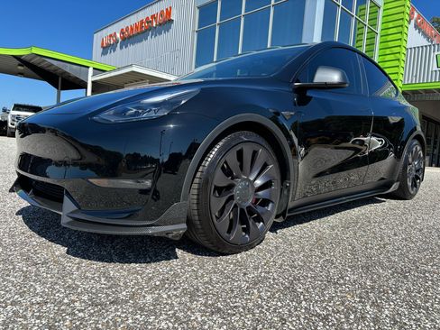 Used 2021 Tesla Model Y Performance image 41