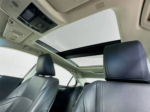 Used 2019 Lexus ES 350 Luxury image 27