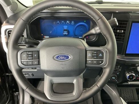 Used 2025 Ford F350 Lariat w/ Black Appearance Package image 19