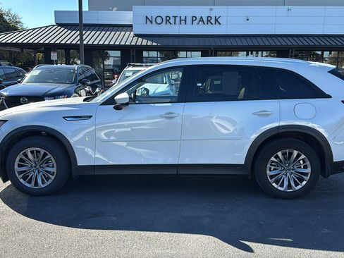 Certified 2024 MAZDA CX-90 Plug-In Hybrid w/ Preferred image 5
