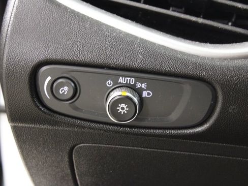 Used 2023 Chevrolet Malibu LT image 20