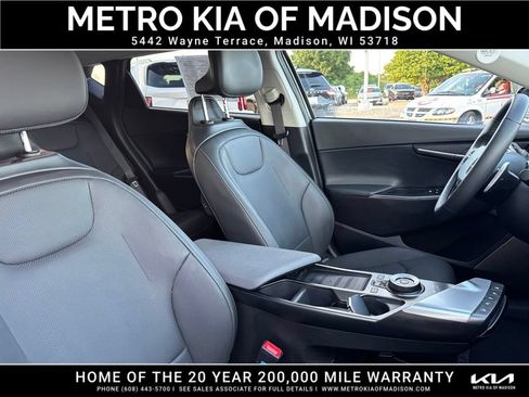 Used 2024 Kia EV6 Wind w/ Wind Technology Package AWD/4WD image 48