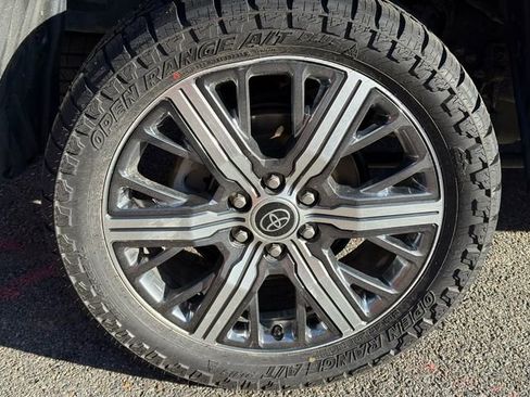 Used 2023 Toyota Tundra Capstone image 16