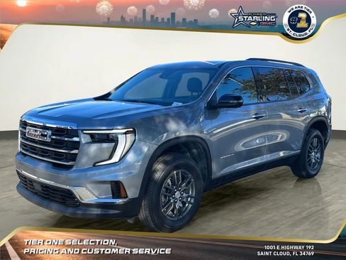 Used 2025 GMC Acadia Elevation image 1
