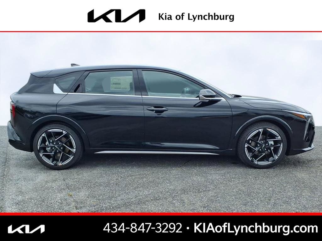 New 2026 Kia K4 GT-Line FWD image 3