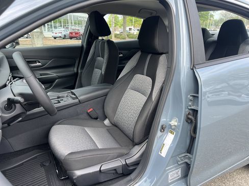 New 2026 Nissan Sentra SV w/ SV Convenience Package FWD image 14