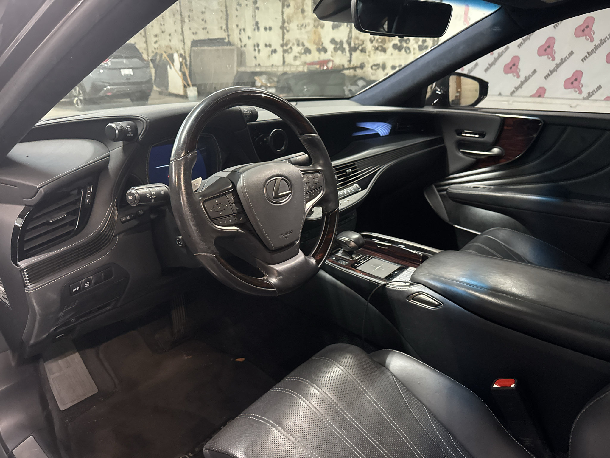 Used 2019 Lexus LS 500 w/ Interior Upgrade Package RWD image 4