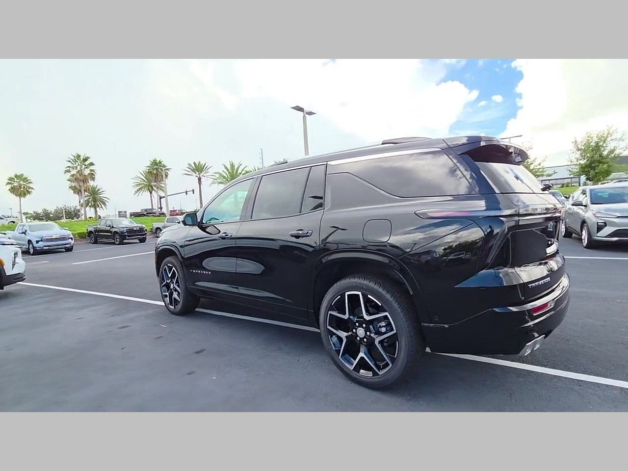 New 2026 Chevrolet Traverse High Country FWD image 22