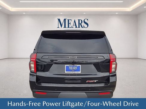 Used 2024 Chevrolet Suburban RST w/ Luxury Package AWD/4WD image 5