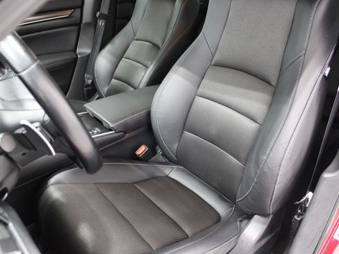Used 2020 Honda Accord Sport image 14