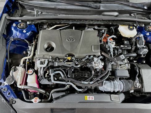 Used 2025 Toyota Camry SE w/ Multimedia Upgrade Package image 31