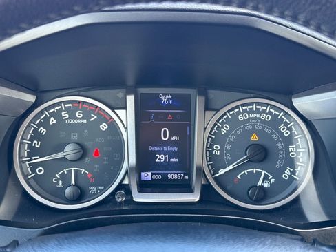 Used 2021 Toyota Tacoma SR5 image 17