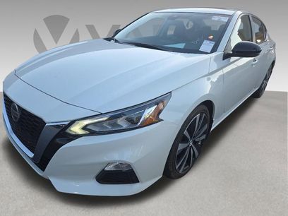 Used 2021 Nissan Altima 2.5 SR w/ SR Premium Package