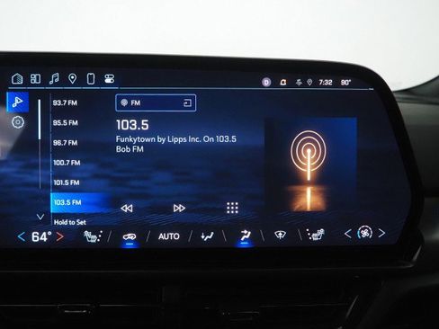 Used 2024 Chevrolet Equinox EV RS image 36