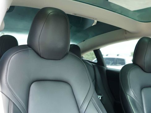Used 2019 Tesla Model 3 Long Range RWD image 28