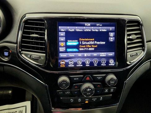 Used 2021 Jeep Grand Cherokee Limited RWD image 17
