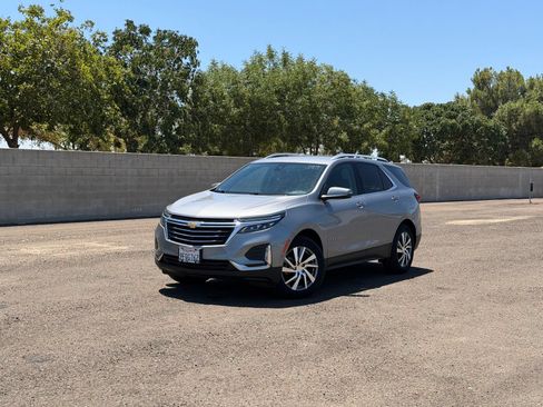 Used 2023 Chevrolet Equinox Premier AWD/4WD image 8