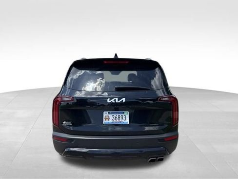 Used 2022 Kia Telluride SX w/ Nightfall Edition Package AWD/4WD image 4