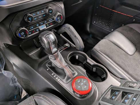 Used 2023 Ford Bronco Raptor AWD/4WD image 17