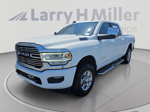 Used 2024 RAM 2500 Laramie AWD/4WD image 4