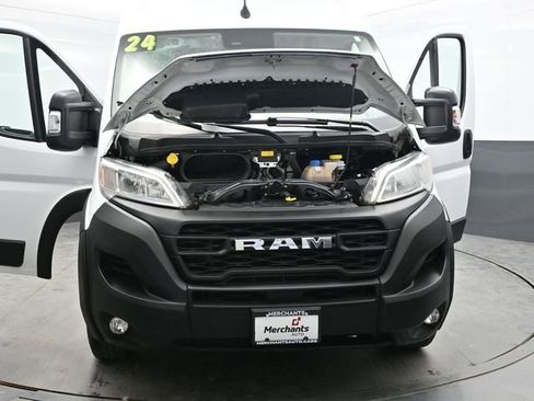 Used 2024 RAM ProMaster 2500 w/ Convenience Group FWD image 39