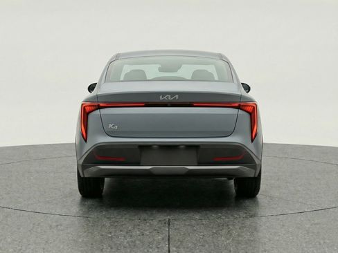 Used 2025 Kia K4 LXS image 7