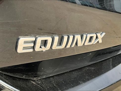 Used 2020 Chevrolet Equinox LT w/ Driver Convenience Package image 30