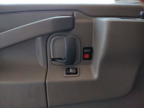 Used 2023 Chevrolet Express 3500 LS RWD image 22