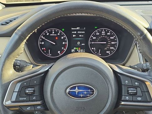 Certified 2022 Subaru Outback Limited image 21