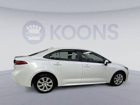 Used 2024 Toyota Corolla LE FWD image 21