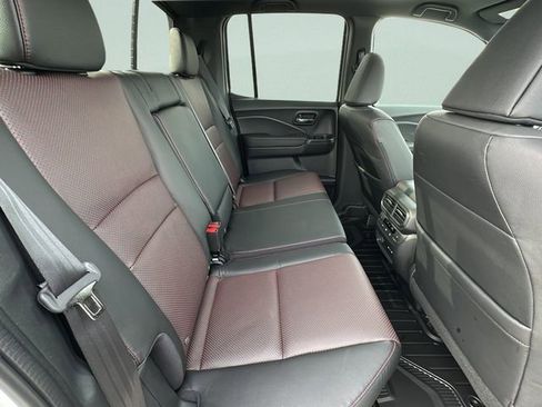New 2026 Honda Ridgeline Black Edition image 16