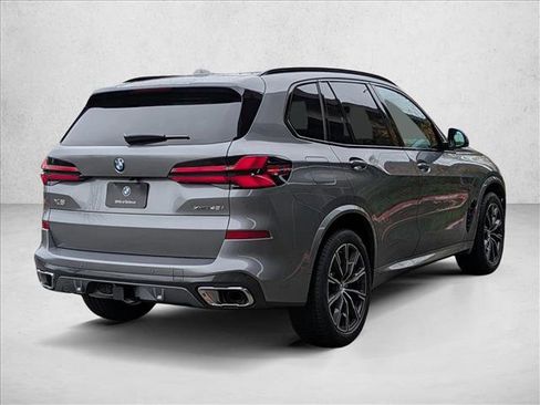New 2026 BMW X5 xDrive40i image 2