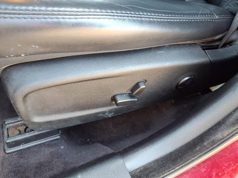 Used 2017 Chrysler 300 Limited image 17