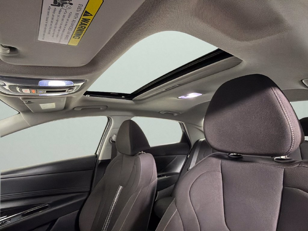 Used 2024 Hyundai Elantra SEL w/ Convenience Package FWD image 25