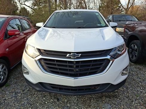 Used 2018 Chevrolet Equinox LT image 2