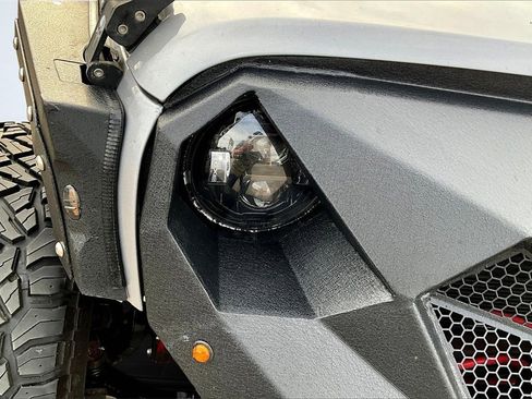 Used 2016 Jeep Wrangler Unlimited Sahara w/ Max Tow Package image 29