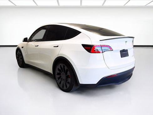 Used 2024 Tesla Model Y Performance AWD/4WD image 6