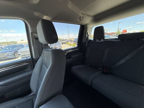 Used 2025 Chevrolet Silverado 2500 LT w/ Convenience Package AWD/4WD image 12