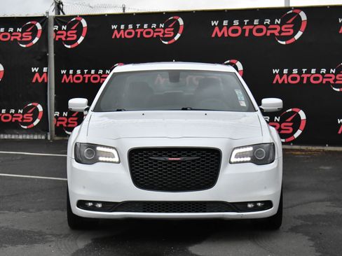 Used 2023 Chrysler 300 S image 2